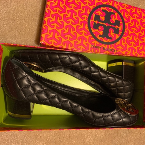 Tory Burch Maggie Black Quilted Pumps - Size 11 - Picture 3 of 13